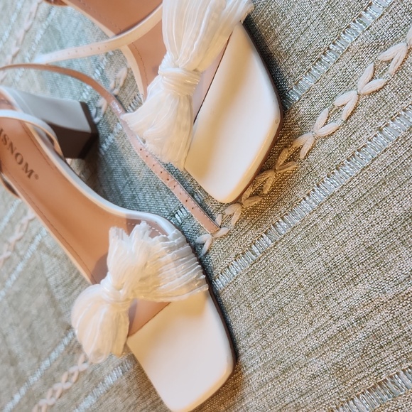 White Bow Knot Chunky Block Heeled Ankle Sandals, Open Toe, 10 - Picture 15 of 16